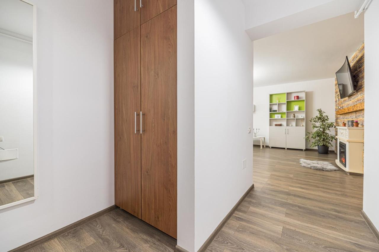 Apartament 2 Camere Narcis Brașov Exterior foto